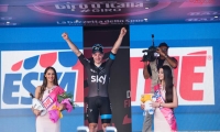 arrival of the stage Albenga - Genoa of the Tour of Italy VIVIANI Elia wins